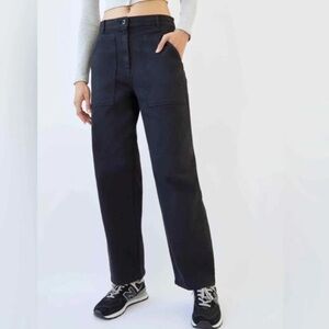 Aritzia Sunday Best Navy Blue Modern Utility Cargo Pants Size 00 Cotton Raw Hem